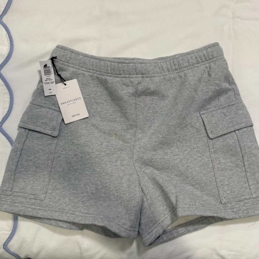 Aritzia Cozy Sweatfleece Mega Cargo™ Mid-Thigh Short